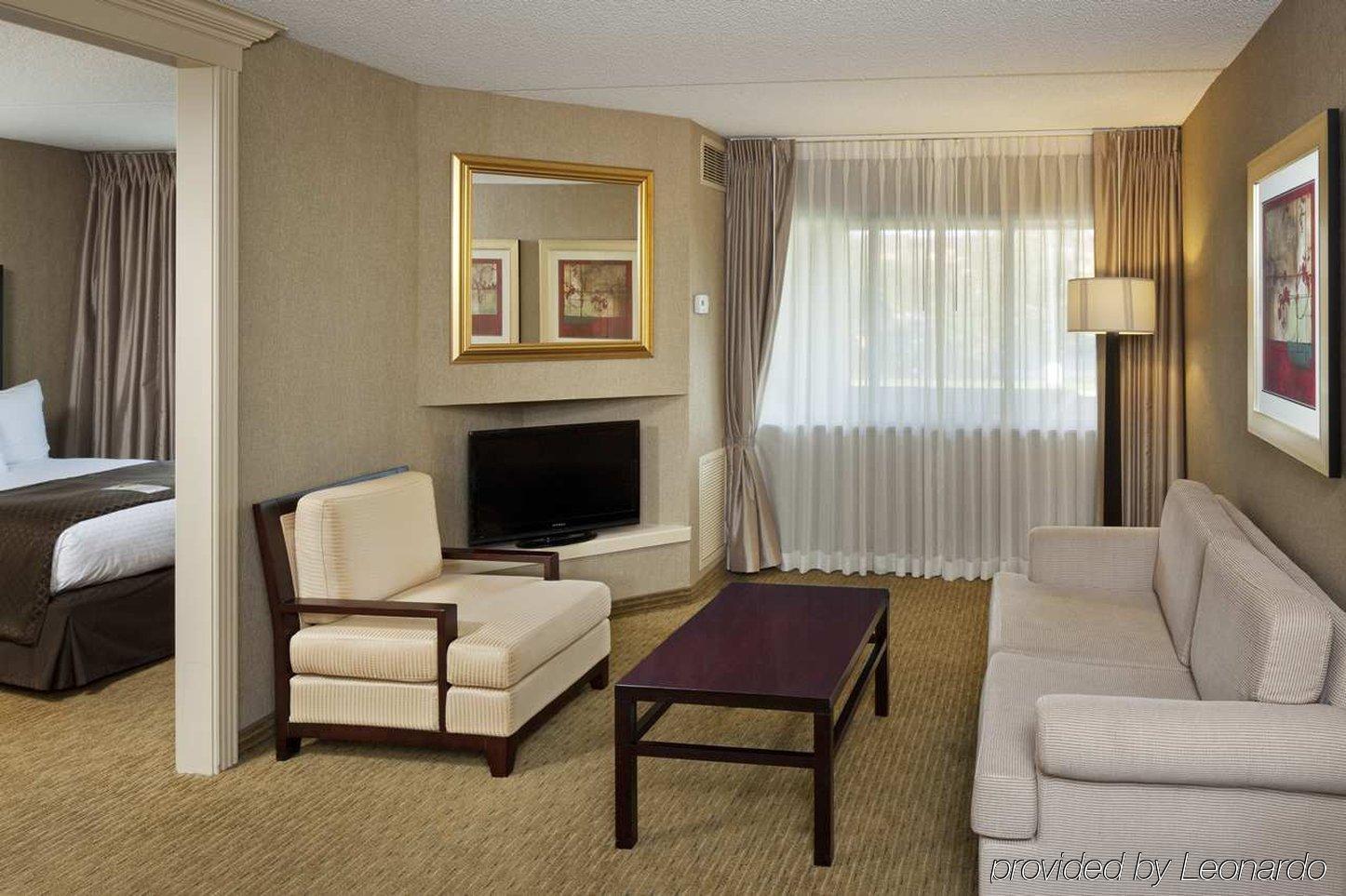 Doubletree Suites By Hilton Dayton/Miamisburg Værelse billede